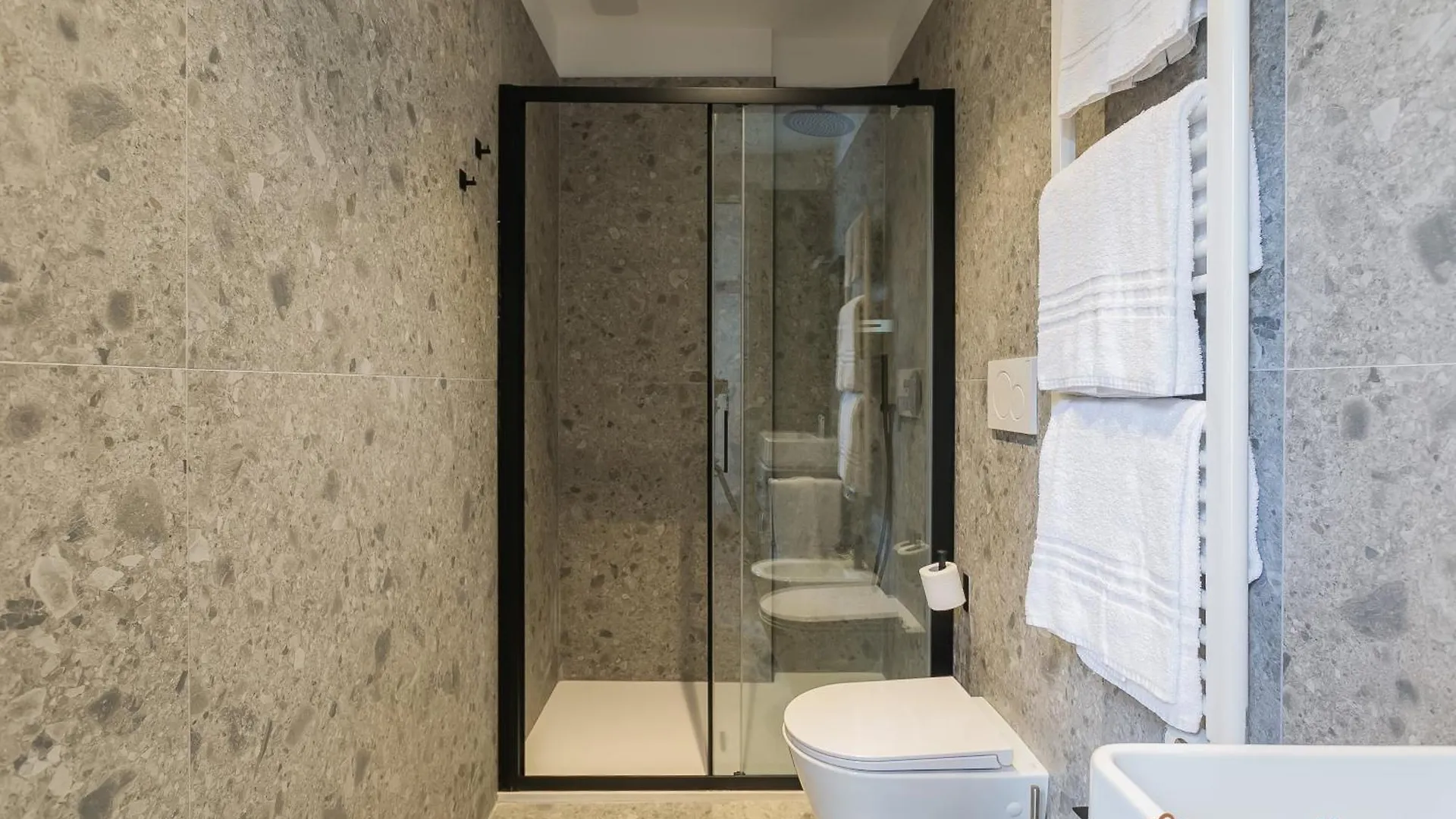 Palazzo Piccinni 97 By Apulia Accommodation Bari Guest house
